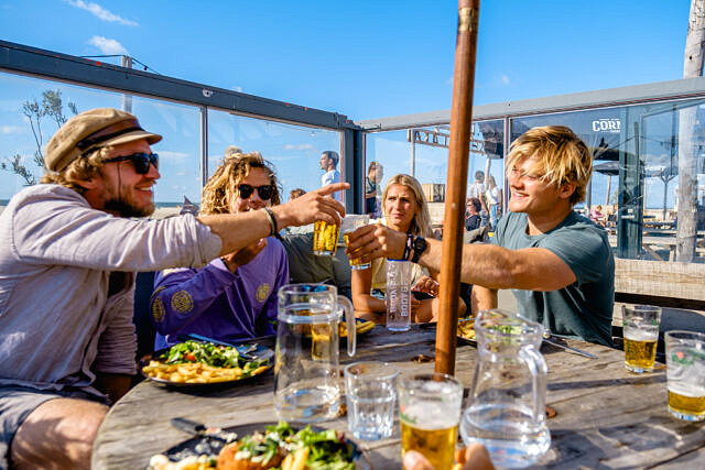 BLOW kitesurf school de Zandmotor